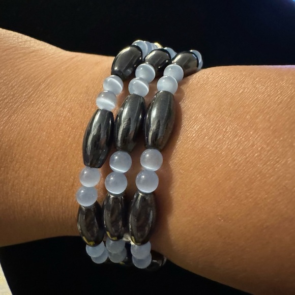 ✨2 for $30✨ Hematite Cat’s Eye Gemstone Magnetic Necklace/Bracelet - Picture 10 of 13